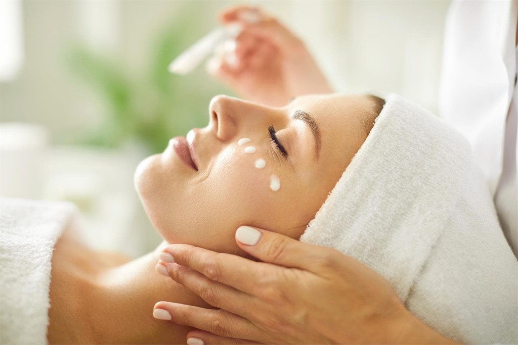 ¿Buscas el mejor cuidado facial? Te presentamos Skeyndor