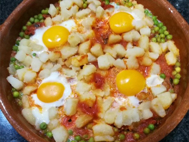 Recetas sanas para comenzar el año: puchero con huevos