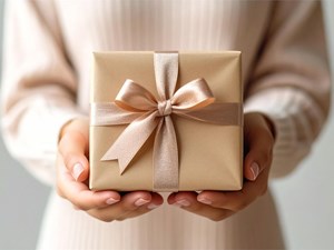 ¡Regala el cuidado de Figursan estas Navidades con nuestros cheques especiales!